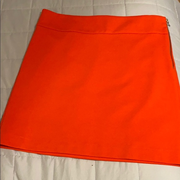 Banana Republic Orange mini skirt - Picture 1 of 3